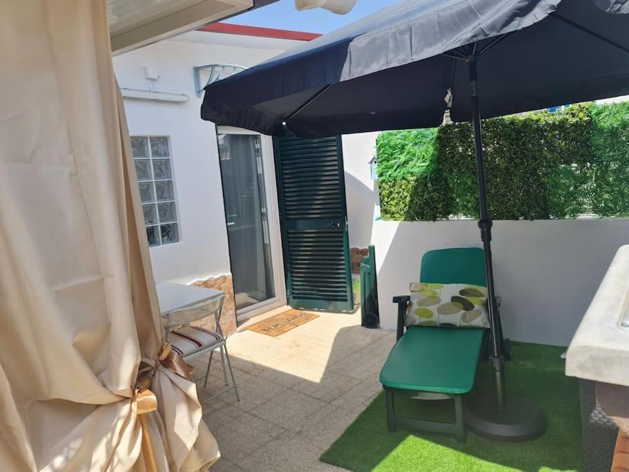 "Linda'S Guest House" Beach House With Private Patio & Hot Tub, 3 Min From The Beach Costa da Caparica Exterior foto